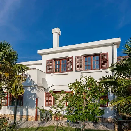 Cozy In With Kitchen *