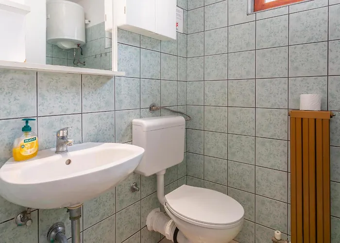 Cozy In With Kitchen Apartament *