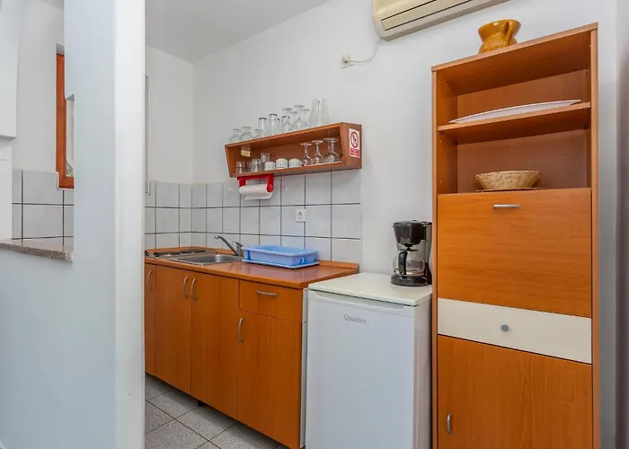 Cozy In With Kitchen Apartament *