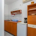 Cozy In With Kitchen شقة *